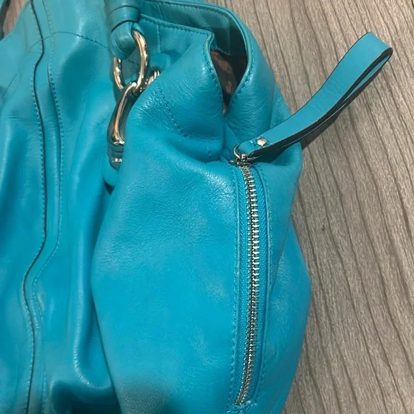 Teal b. Makowsky Leather handbag - Picture 3 of 7
